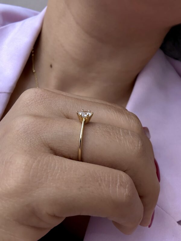 Anillo solitario - Imagen 2